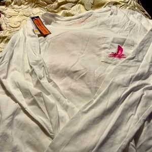 Vineyard vines tee